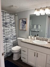 111 73rd Ave N in St. Petersburg, FL - Foto de edificio - Building Photo