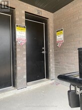 14-14 Lytham Grn Cir in Newmarket, ON - Building Photo - Building Photo