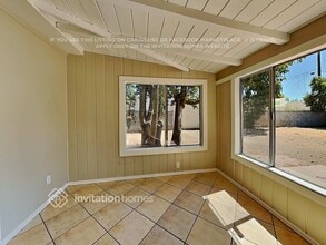 15042 Romar St in Los Angeles, CA - Building Photo - Building Photo