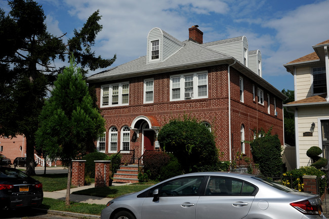 36-01 Corporal Stone St in Flushing, NY - Building Photo - Building Photo