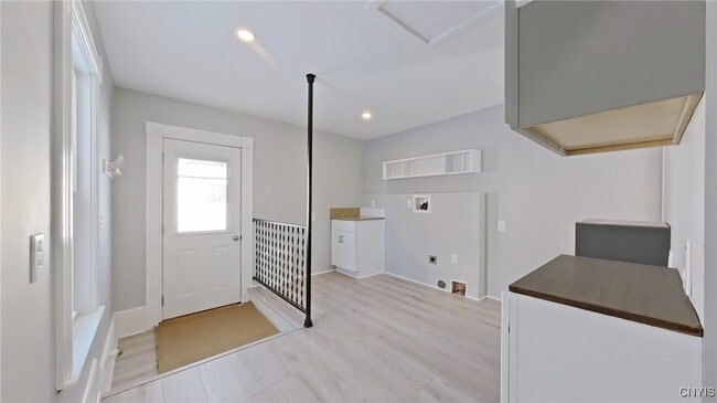 property at 2944 Mohawk St