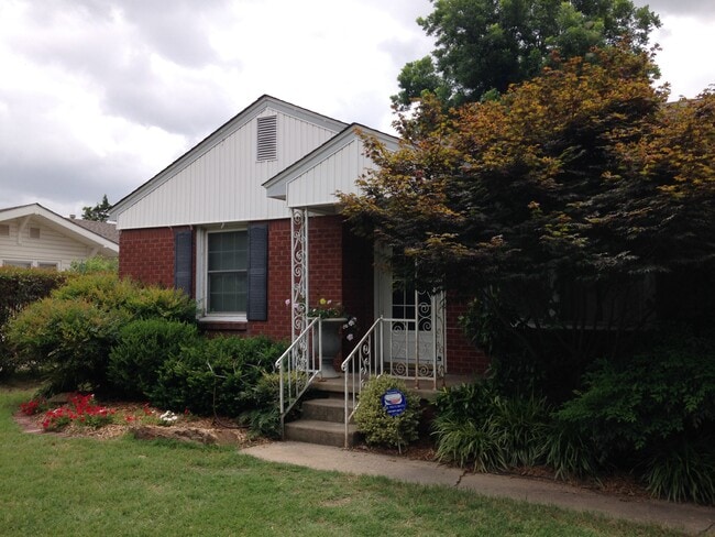 property at 910 Garver St