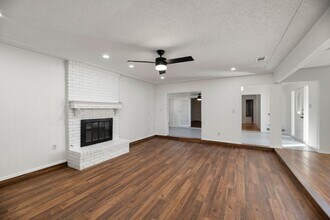 5603 Fireside Dr in Arlington, TX - Building Photo - Building Photo