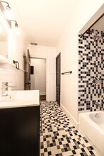 2443 Pingree St in Detroit, MI - Building Photo - Building Photo