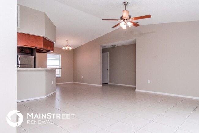 4739 Whiteway Dr in Tampa, FL - Building Photo - Building Photo