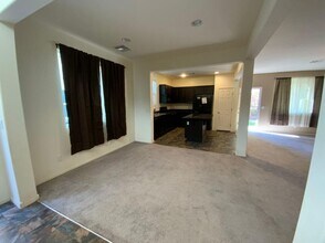 10845 Hunters Green Ave in Las Vegas, NV - Building Photo - Building Photo