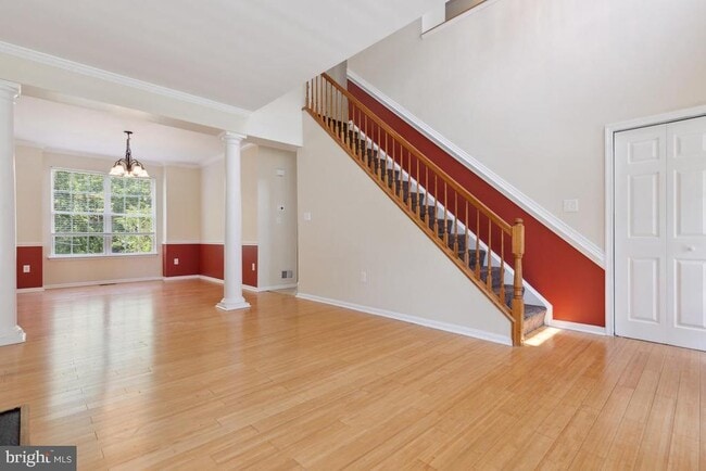 property at 6178 Oaklawn Ln