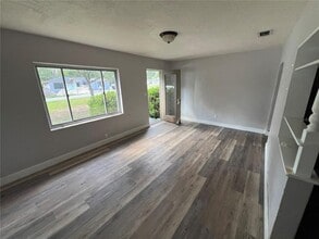 240 Deerfoot Rd in DeLand, FL - Building Photo - Building Photo