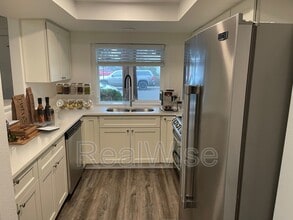 4292 Meadowbrook Ct NE in Keizer, OR - Building Photo - Building Photo