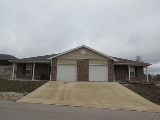 property at 21020 Harbor Ln