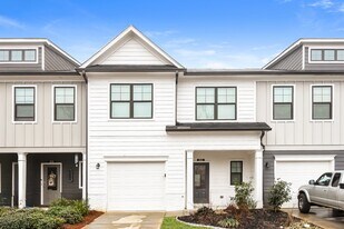 866 Calvin Park Dr in Ball Ground, GA - Building Photo