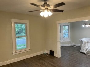 301 E 6th St in Hays, KS - Building Photo - Building Photo