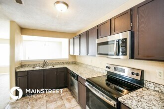 6625 Kinnerton Dr in Indianapolis, IN - Foto de edificio - Building Photo