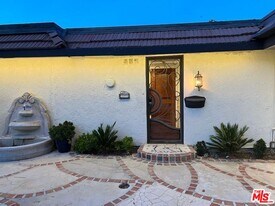 4532 Park Monaco in Calabasas, CA - Building Photo