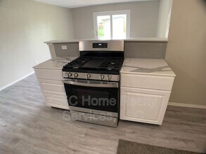 6812 S Land Ave in Oklahoma City, OK - Building Photo - Building Photo