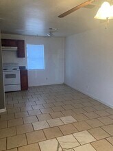 4511 Ohio Ave in Gulfport, MS - Foto de edificio - Building Photo