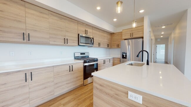property at 1322 S Sawmill Blvd