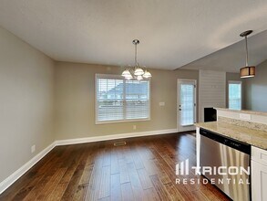 184 Fieldstone Ln in Springfield, TN - Building Photo - Building Photo