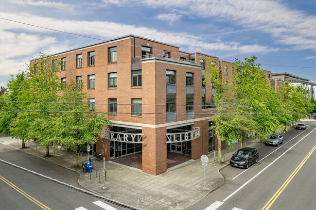 Bookmark Apartments in Portland, OR - Foto de edificio - Building Photo