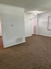 134 N Hughes St in Florence, AL - Building Photo - Building Photo