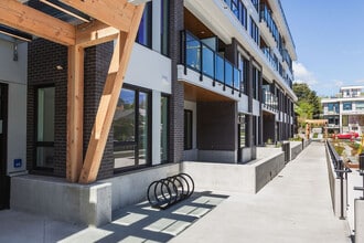 Adelaide Apartments in Esquimalt, BC - Building Photo - Building Photo