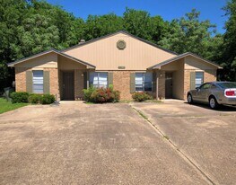 3707 Elliott St in Bryan, TX - Building Photo