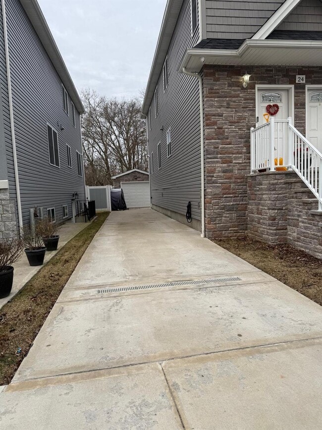 24 Eugene St in Staten Island, NY - Building Photo - Building Photo