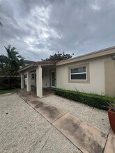 9030 SW 40th Terrace in Miami, FL - Building Photo - Building Photo
