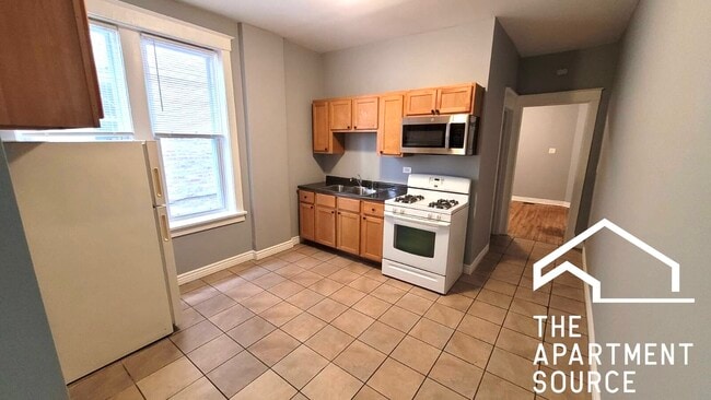 property at 4056 W Hirsch St
