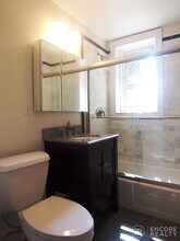 18 Medfield St, Unit 3 in Boston, MA - Building Photo - Building Photo