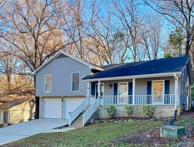 704 Captiva Ct SE in Huntsville, AL - Building Photo - Building Photo