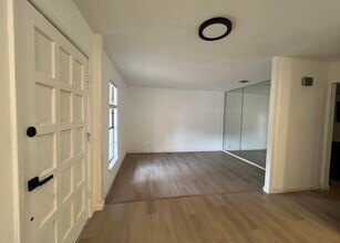 4422 Meredith Woods St in San Antonio, TX - Building Photo - Building Photo