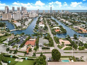 431 Layne Blvd in Hallandale Beach, FL - Building Photo - Building Photo