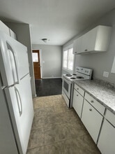 4432 Huron Cir in South Bend, IN - Building Photo - Building Photo