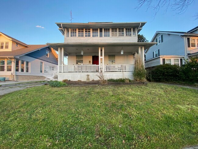 4508 Mayflower Rd, Unit 4508 Mayflower Rd in Norfolk, VA - Building Photo - Building Photo