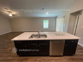 236 Albatross Rd in Rotonda West, FL - Foto de edificio - Building Photo