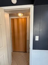 2115 NE 37th St, Unit 1 in Fort Lauderdale, FL - Building Photo - Building Photo