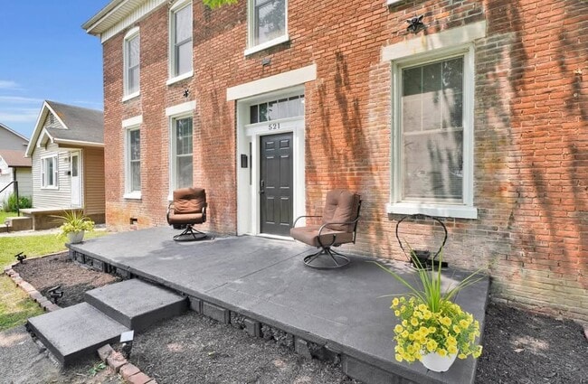 property at 521 E Water St