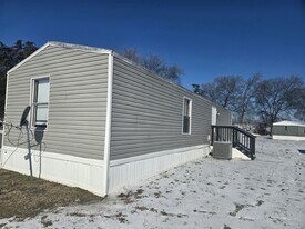 1325 Wenlon Dr in Murfreesboro, TN - Building Photo