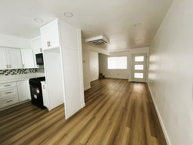 property at 13811 La Pat Pl