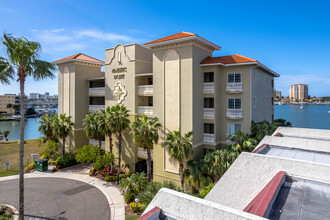 Majestic Point in Clearwater, FL - Building Photo - Building Photo