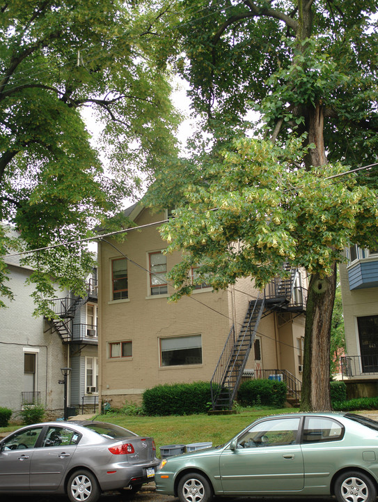 641 Summerlea St in Pittsburgh, PA - Building Photo