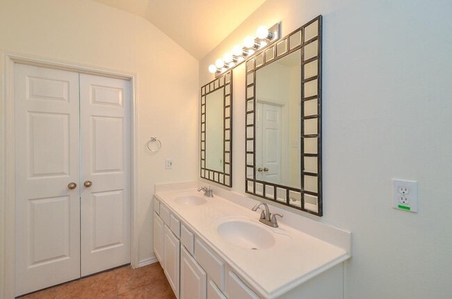 property at 25523 Lockspur Dr