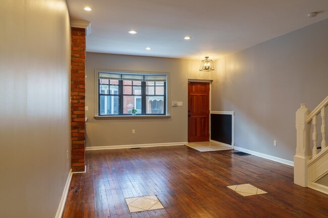 2523 S Rosewood St in Philadelphia, PA - Building Photo - Building Photo