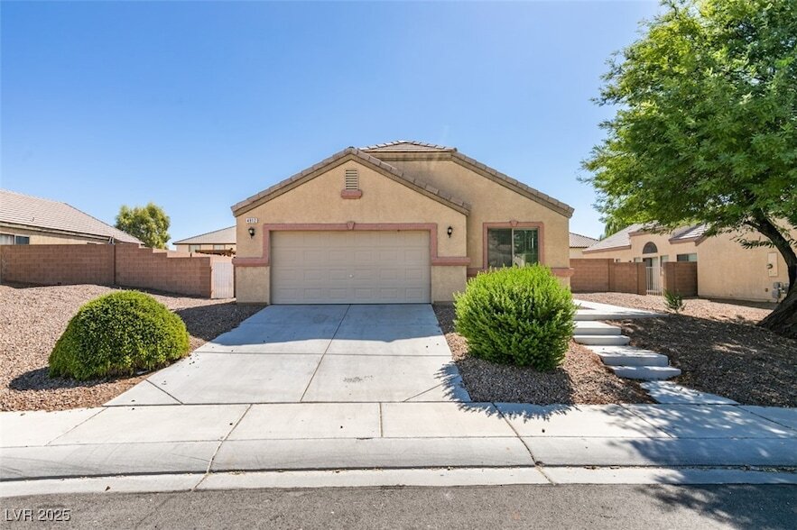 4912 Cinnamon Spice Ct in North Las Vegas, NV - Foto de edificio