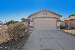 15649 W Magnolia St in Goodyear, AZ - Building Photo