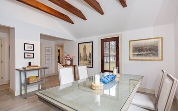 3 Parsons Close in East Hampton, NY - Building Photo - Building Photo