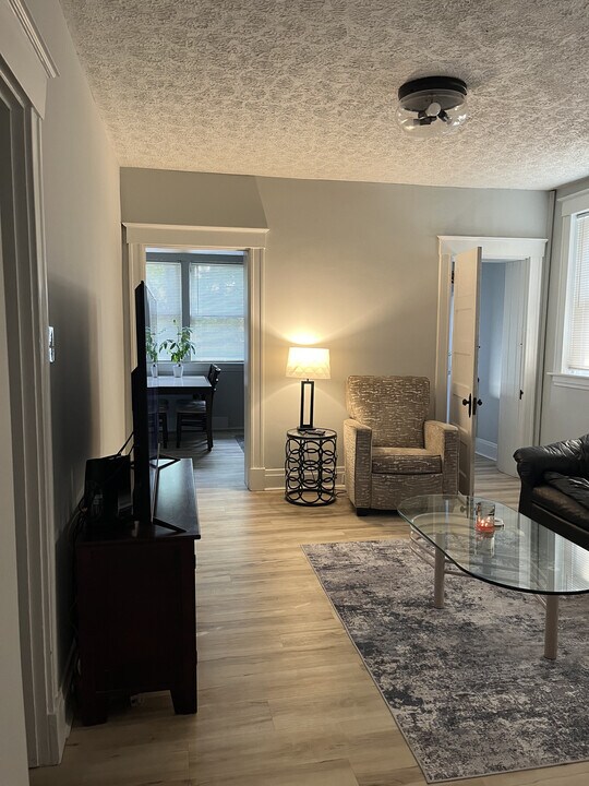 3819 Applegate Ave in Cincinnati, OH - Building Photo