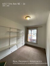 4017 5th Ave NE in Seattle, WA - Building Photo - Building Photo