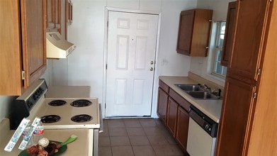 200A Aster St in Kingsland, TX - Building Photo - Interior Photo